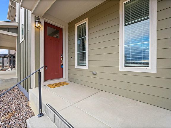 3rd image of 1150 Hornet Dr