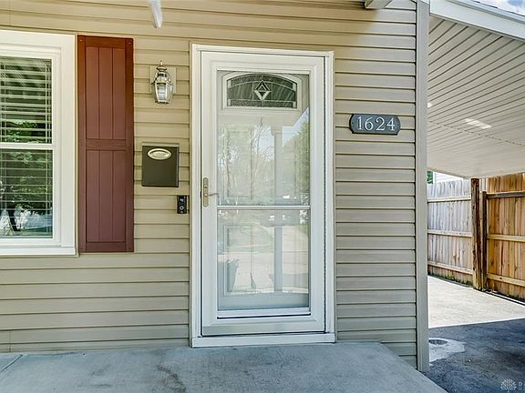4th image of 1624 Russet Ave