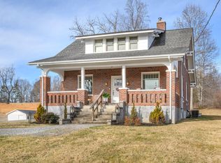 132 Christiansburg Pike NE, Floyd, VA 24091