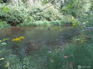 16548 Village Dr SE, Rainier, WA 98576