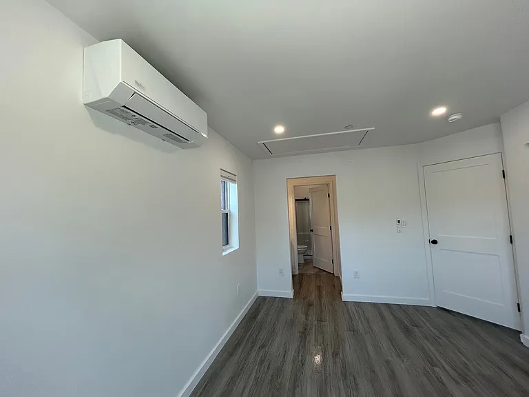 Mini split AC/Heat in Each room