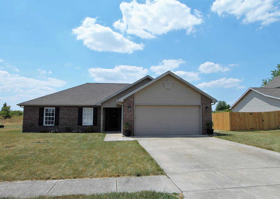1st image of 520 Marquis Cir