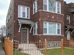 1049 N Massasoit Ave, Chicago, IL 60651