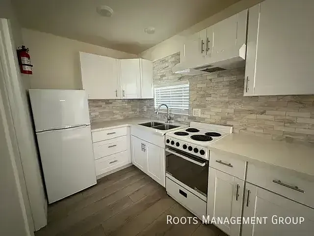 10540 E Apache Trl #414 — Photo 21