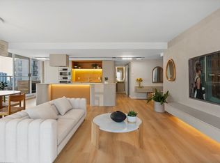717 Jervis St #903, Vancouver, BC V6E 4L5