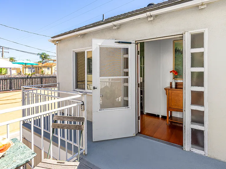 22 Ximeno Ave #R — Photo 14