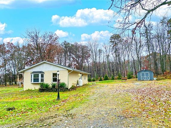 5th image of 244 Sawmill Rd