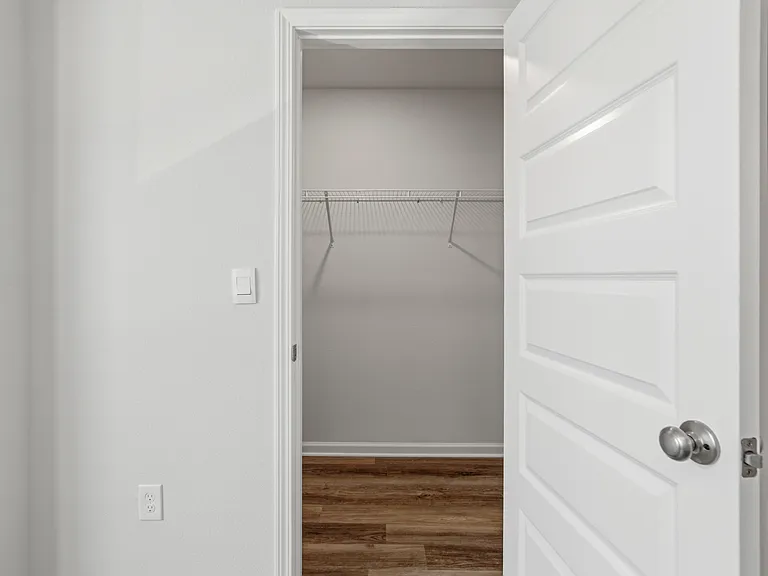 17490 Jakes Dr — Photo 25