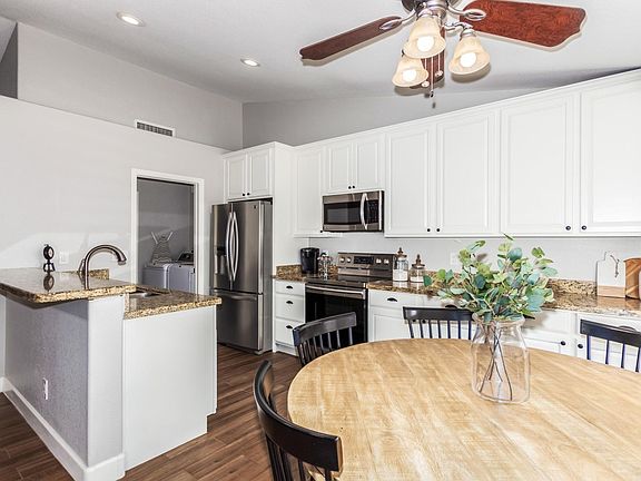 3rd image of 5302 E Emelita Ave