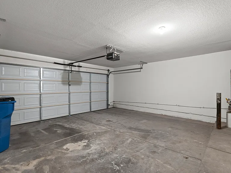 2764 Fountain Vista Ln — Photo 18