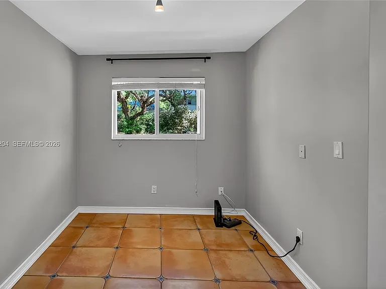 6767 SW 154th St — Photo 19