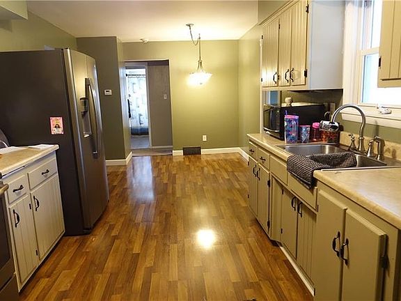 4th image of 237 Home Ave