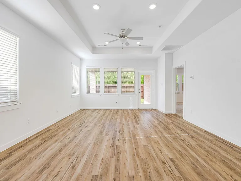 21647 Alberta Forest Cir — Photo 9