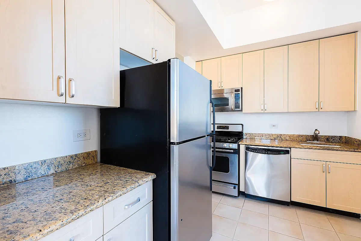 124 East 116th Street — Photo 3