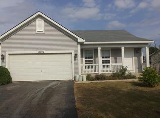 1622 W Kimberly Ln, Romeoville, IL 60446