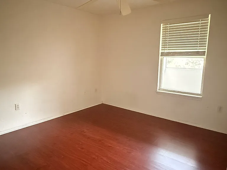 16381 Enclave Village Dr — Photo 13