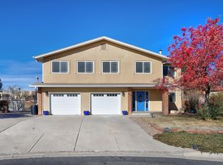 2042 Rivers Edge Dr NE, Rio Rancho, NM 87144