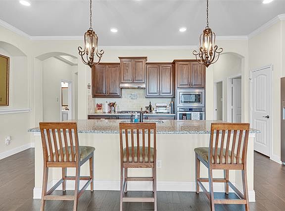 4th image of 8728 Grassy Hill Ln