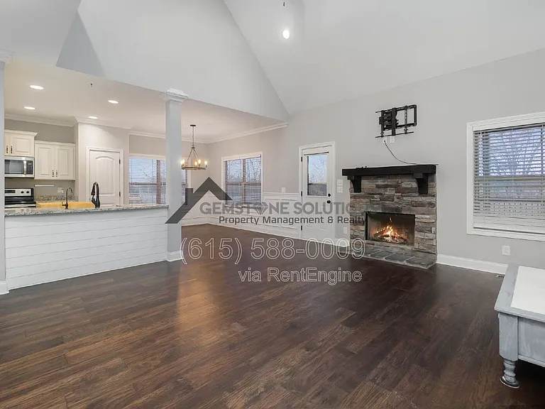 1135 Salem Rd — Photo 11