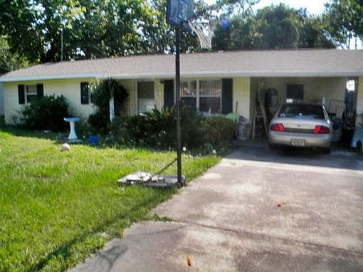 1st image of 210 NE 8th St