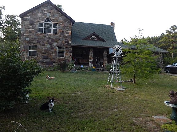 Frt yard/ puppy don't go 