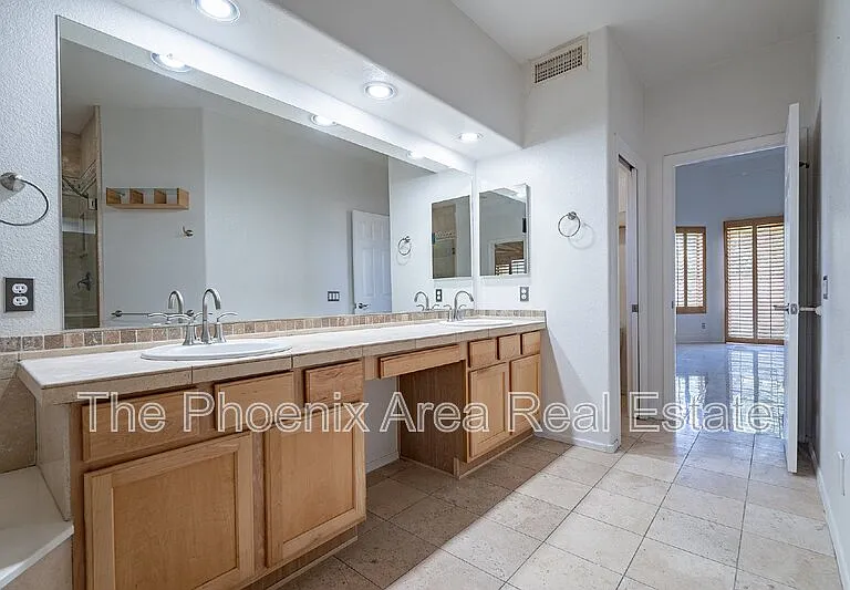 4663 S Oleander Dr — Photo 28