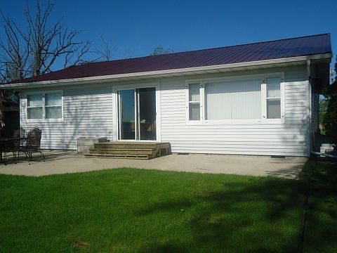 2nd image of 47862 Dunn Lane