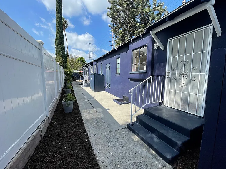 5959 Troost Ave — Photo 20