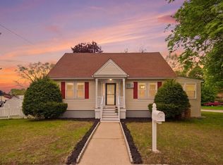 10 Gloucester St, Methuen, MA 01844