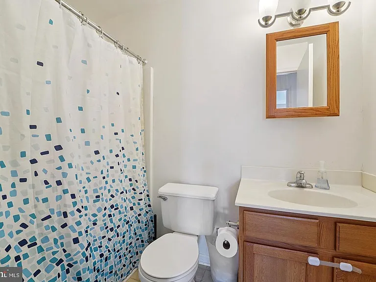 7206 Rutherford Green Cir — Photo 8