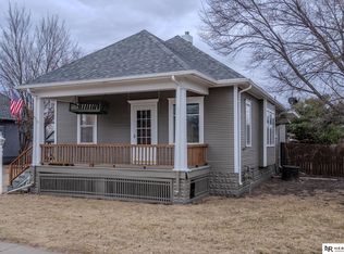 933 W Military Ave, Fremont, NE 68025