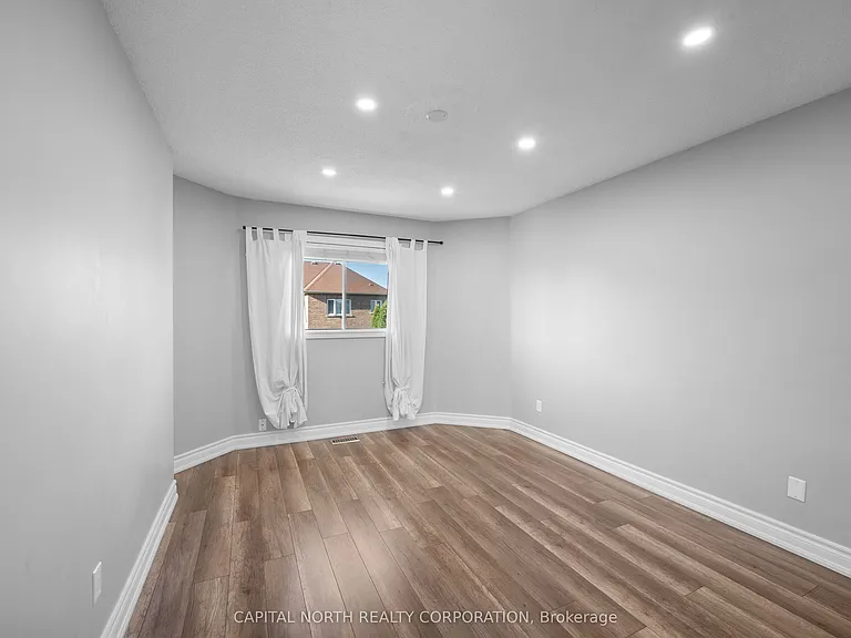 86 Breeze Dr — Photo 19