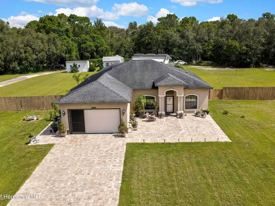 16605 Diplomat Dr, Spring Hill, FL 34610