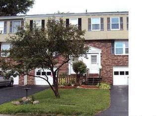 4176A Burningtree Rd, Liverpool, NY 13090