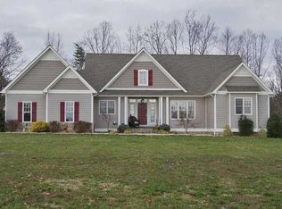 205 Windtree Ct, Moneta, VA 24121