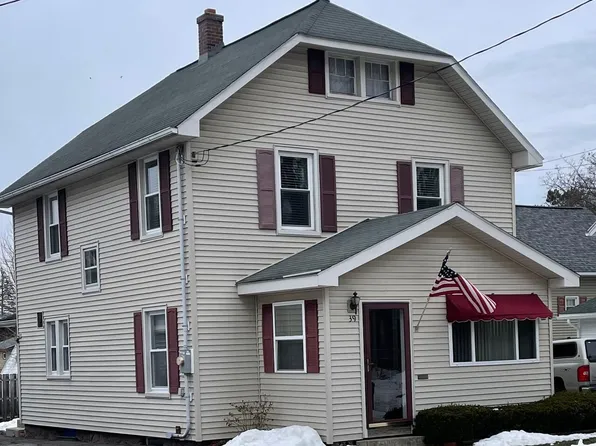 39 Woodward Avenue, Gloversville, NY 12078