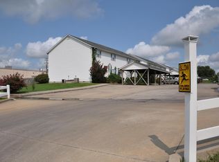 766 Cardinal Dr, Joplin, MO 64801