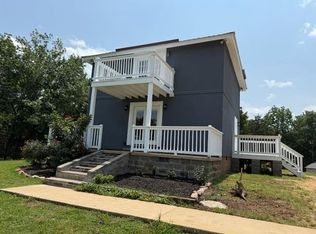 135 Lapa Ln, Clifton, TN 38425