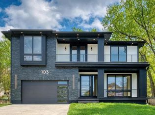 103 Saint Andrews Dr NE, Vienna, VA 22180