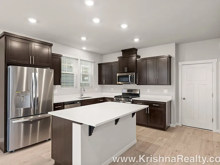 3454 SE 81st Ave — Photo 8