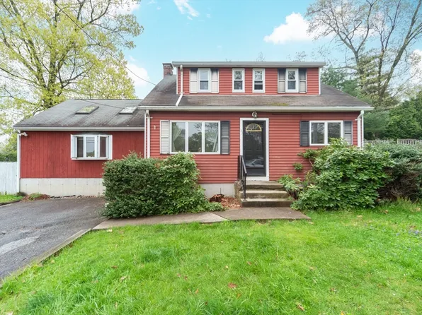 33 Whittier Rd, Marlborough, MA 01752