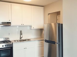 5617 Pennsylvania Ave N APT 1, Minneapolis, MN 55428