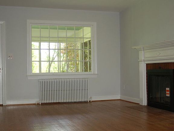 4th image of 1838 Olmstead Dr