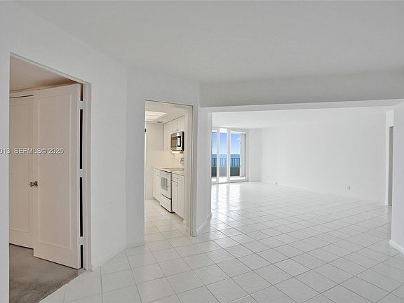 5th image of 550 S Ocean Blvd #Penthouse 05