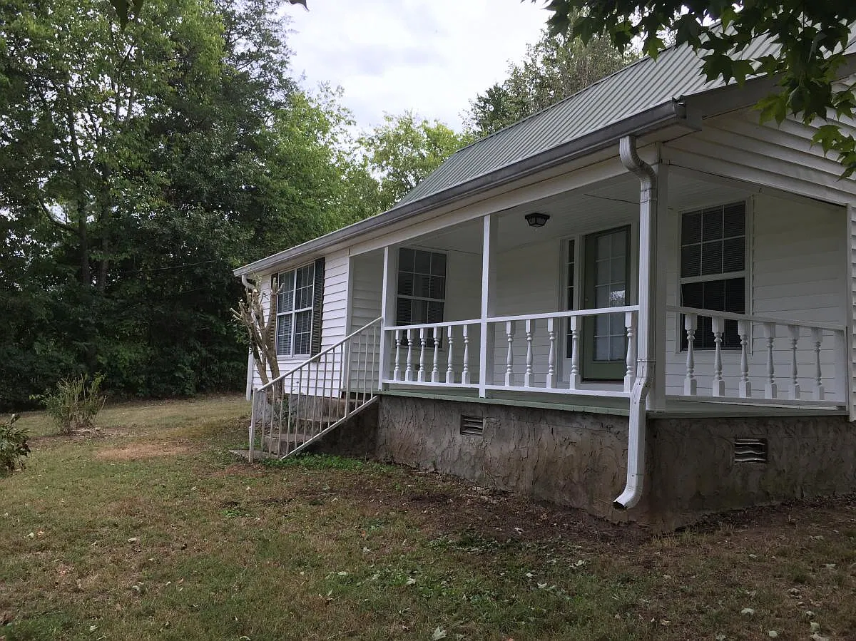 7094 Halls Hill Pike — Photo 2
