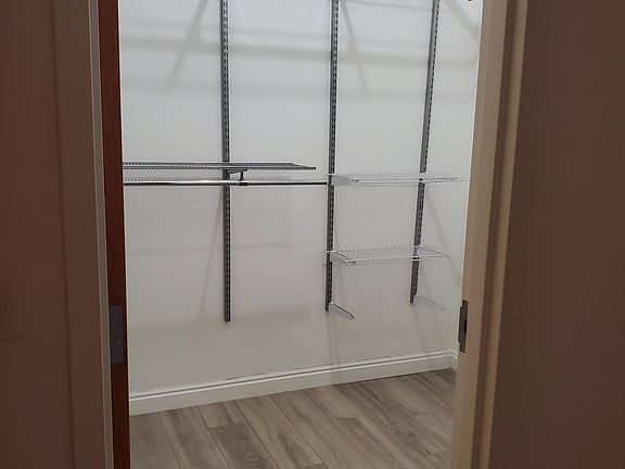MASSIVE Walk in Closet