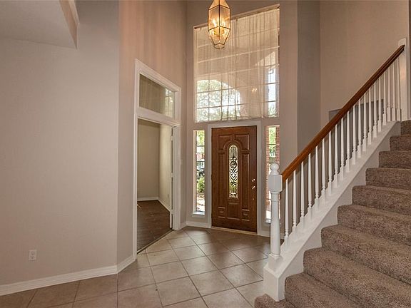 5th image of 4619 Debras Trace Ln
