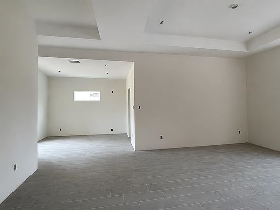 5th image of 3804 Yoyis St