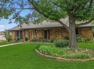 537 Doubletree Dr, Highland Village, TX 75077