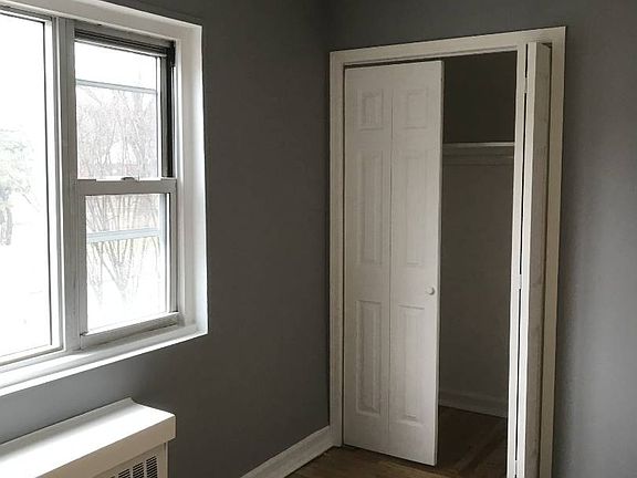 4th image of 359 Bay 8th St #2